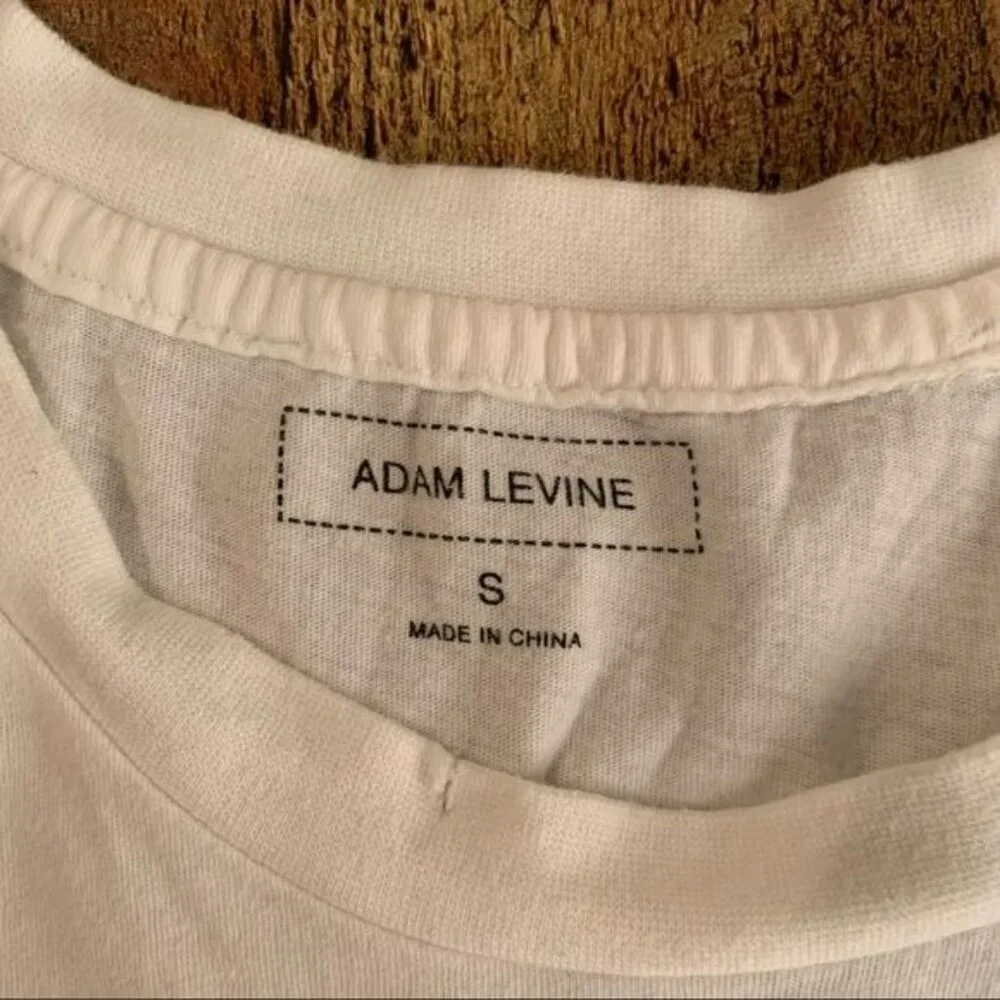 Adam Levine mens short sleeve crew neck rad graphic tee in white - S